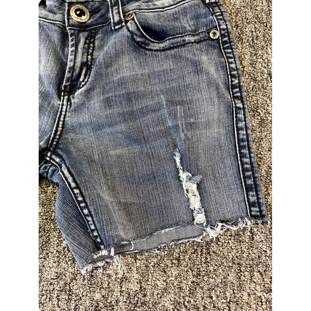 Cowgirl Tuff Co. Shorts Womens 30 Blue Denim Low Rise Light Wash Frayed Hem - Picture 3 of 16